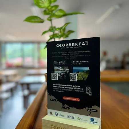 אכסניה De Lastur *