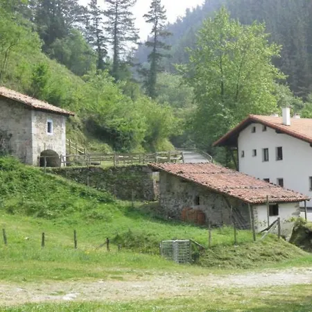 De Lastur Deba