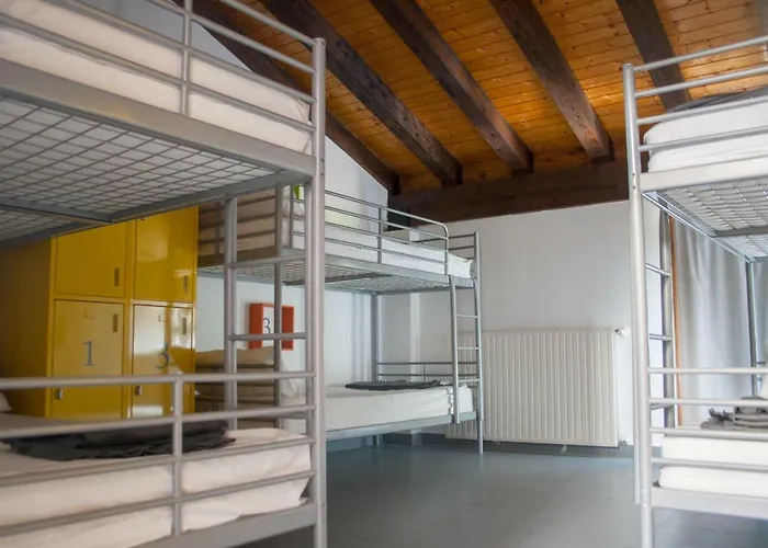 旅馆 De Lastur 德巴