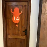 De Lastur Hostel