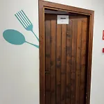 Hostel De Lastur