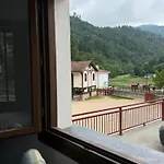 Hostel De Lastur *