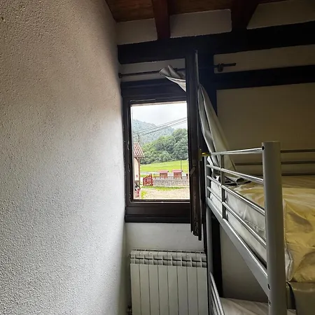 De Lastur Auberge de jeunesse *